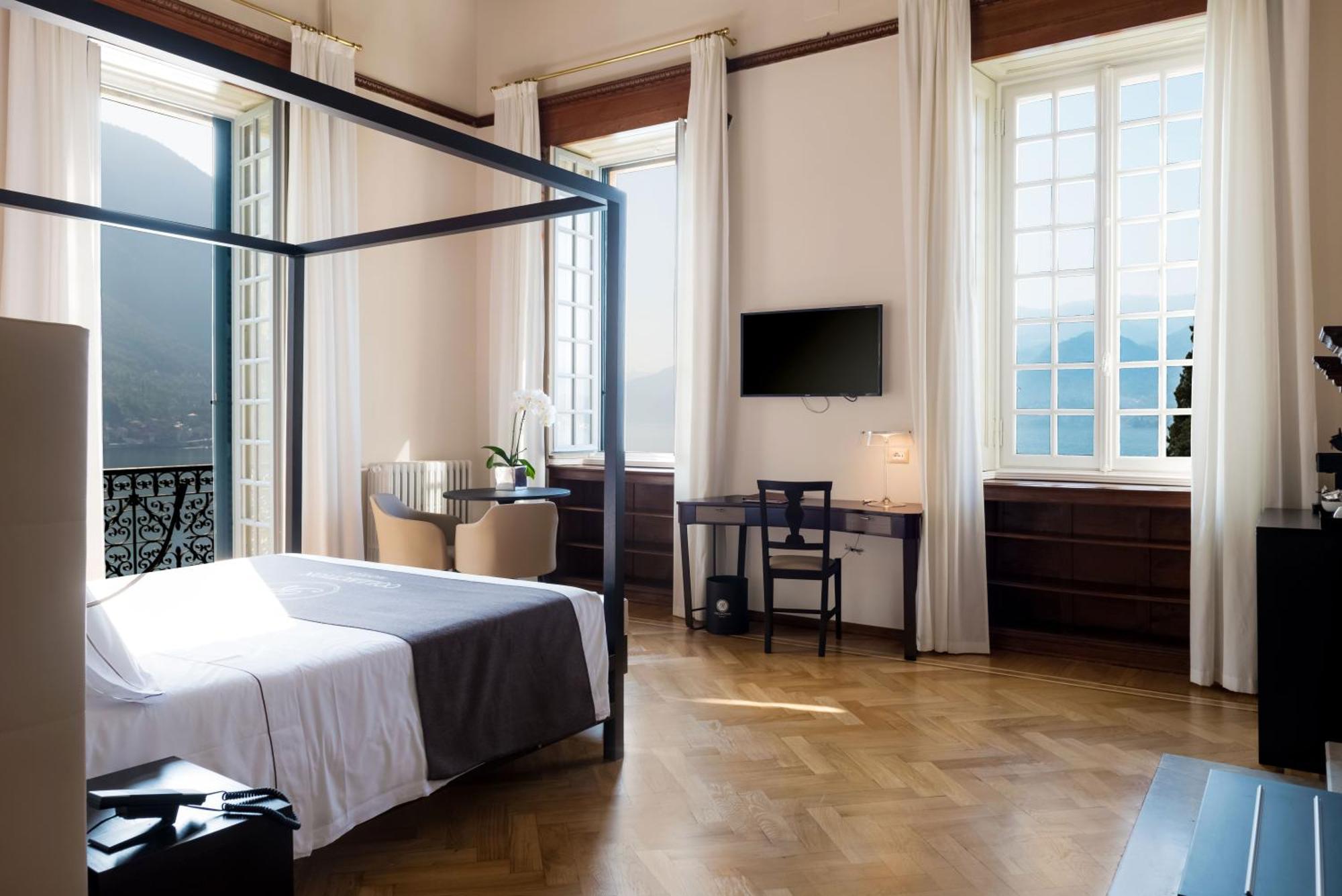Hotel Villa Cipressi, By R Collection Hotels วาเรนนา ภายนอก รูปภาพ